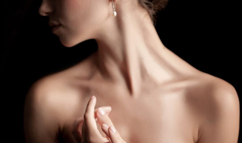 beautiful skin behind neck and cleavage rejuvenation