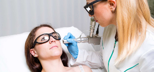 The realization of the procedures of skin rejuvenation with laser